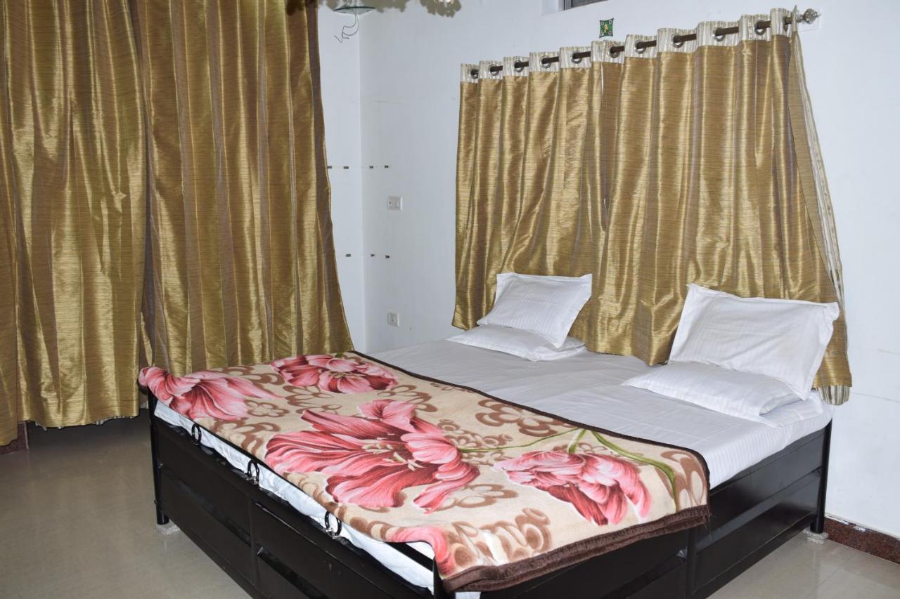 Hotel Deep Valley Mount Abu Exterior foto