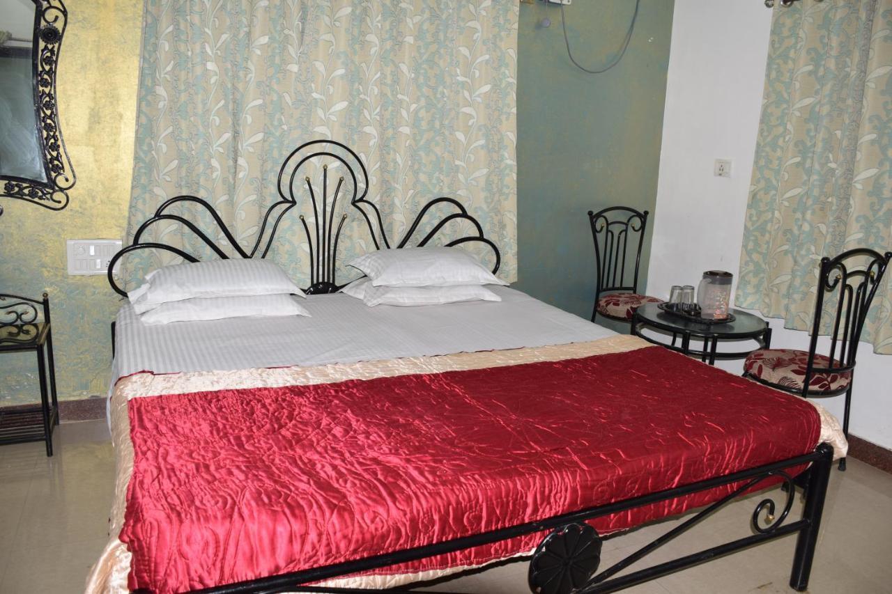 Hotel Deep Valley Mount Abu Exterior foto