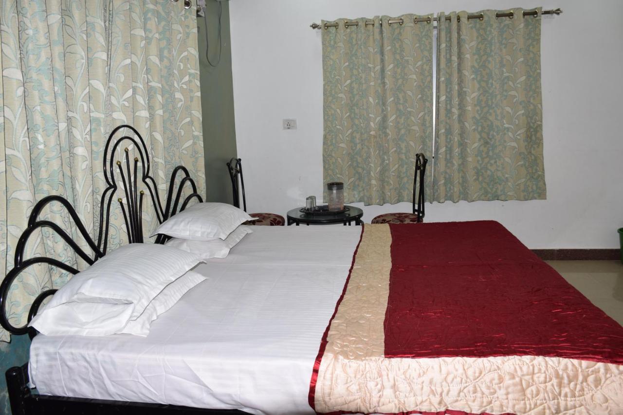 Hotel Deep Valley Mount Abu Exterior foto