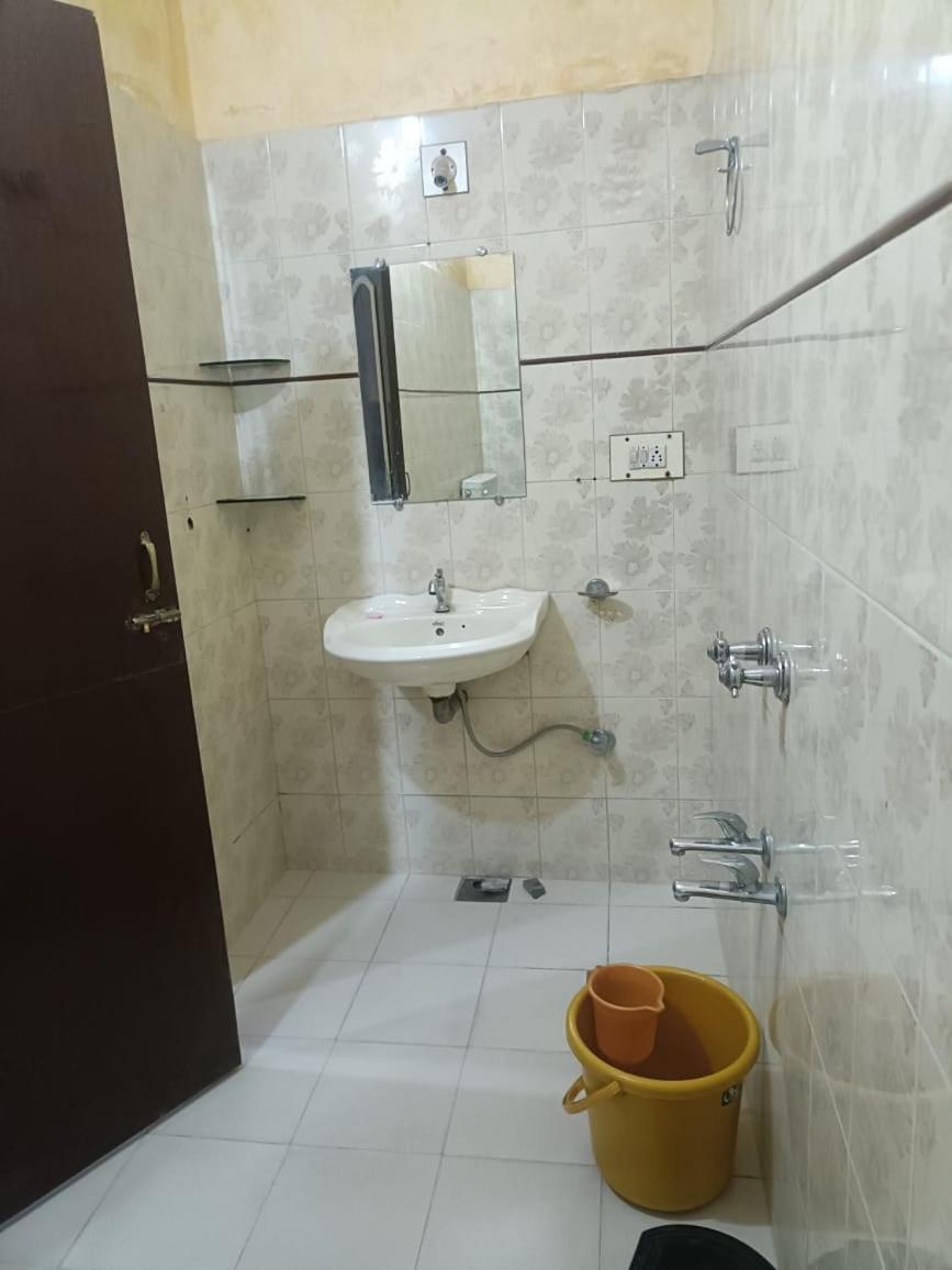 Hotel Deep Valley Mount Abu Exterior foto