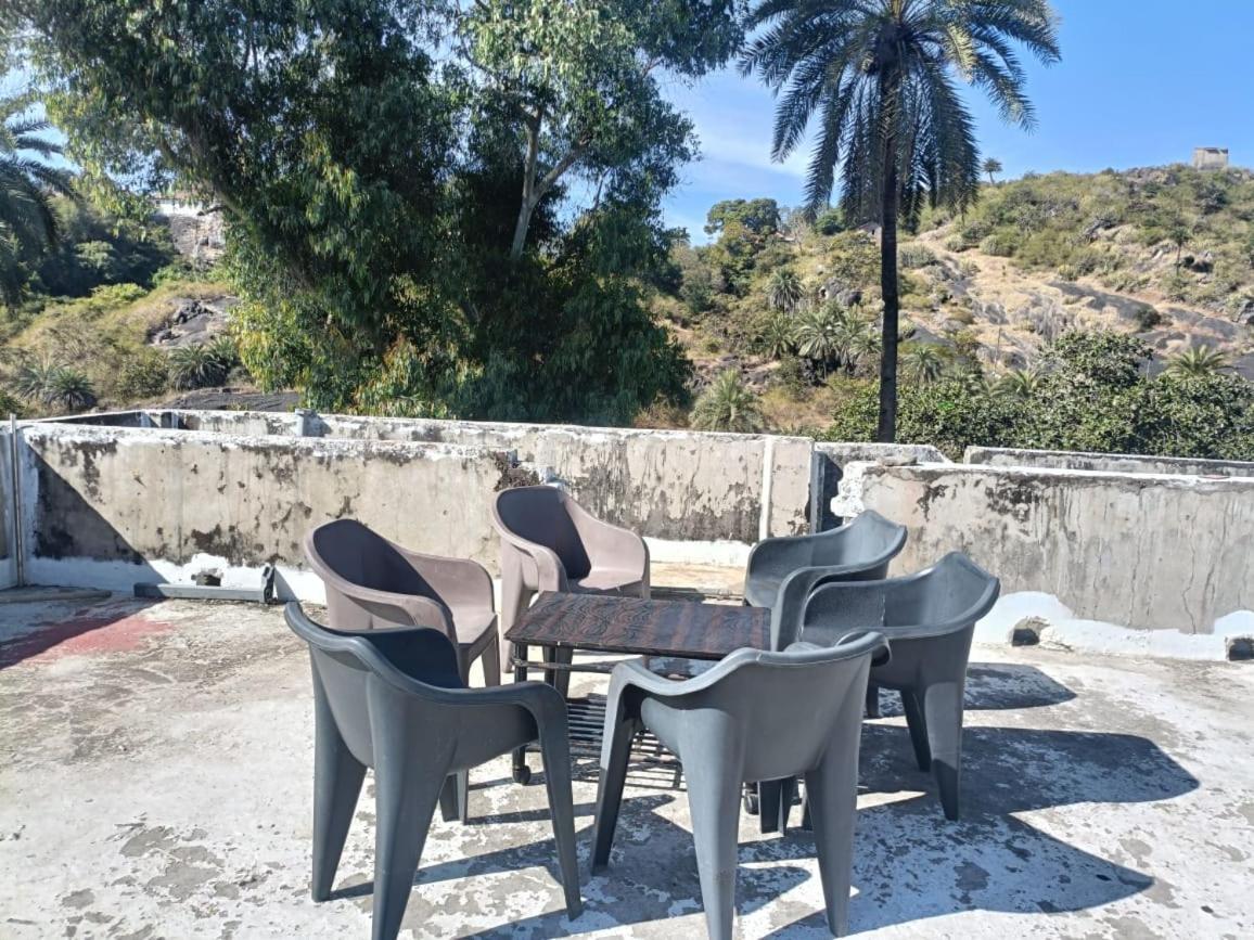 Hotel Deep Valley Mount Abu Exterior foto
