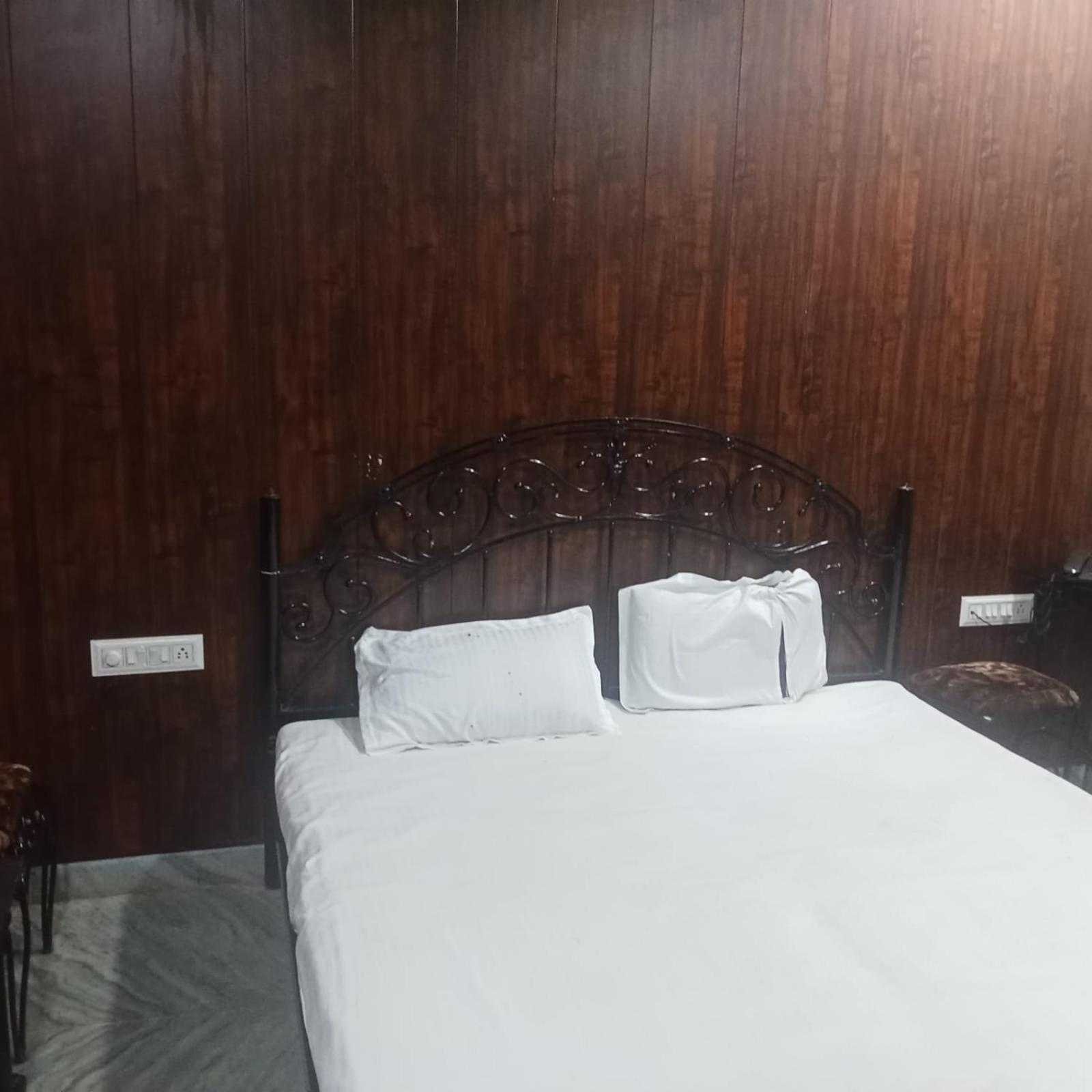 Hotel Deep Valley Mount Abu Exterior foto